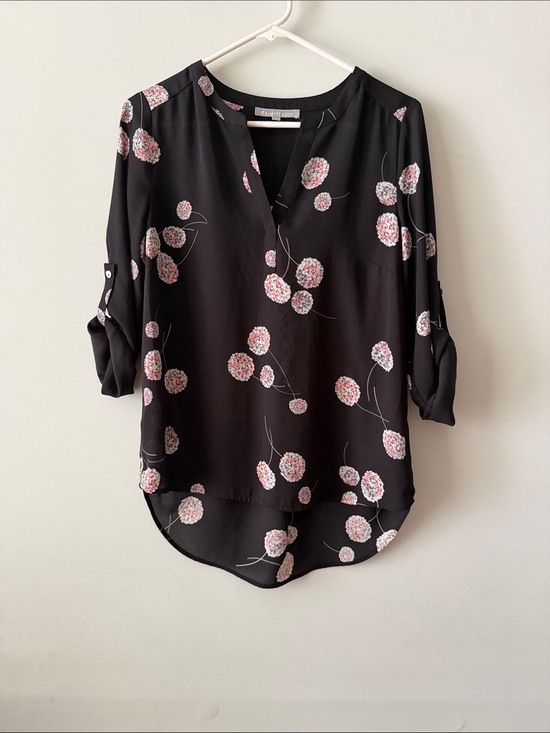Daniel Rainn Tops - Daniel Rainn Black Blouse with Pink Cluster Floral Print